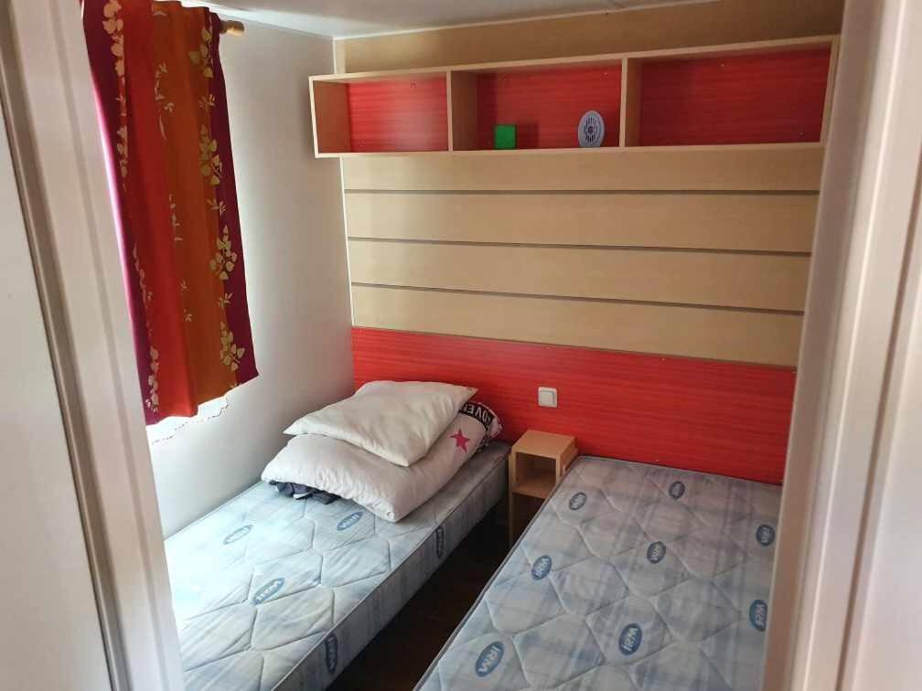 Mobil Home Avec Spacieuse Terrasse A Meschers Proche De Royan Ngoại thất bức ảnh